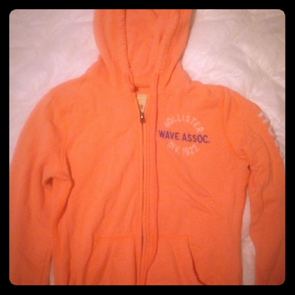 pink Hollister hoodie